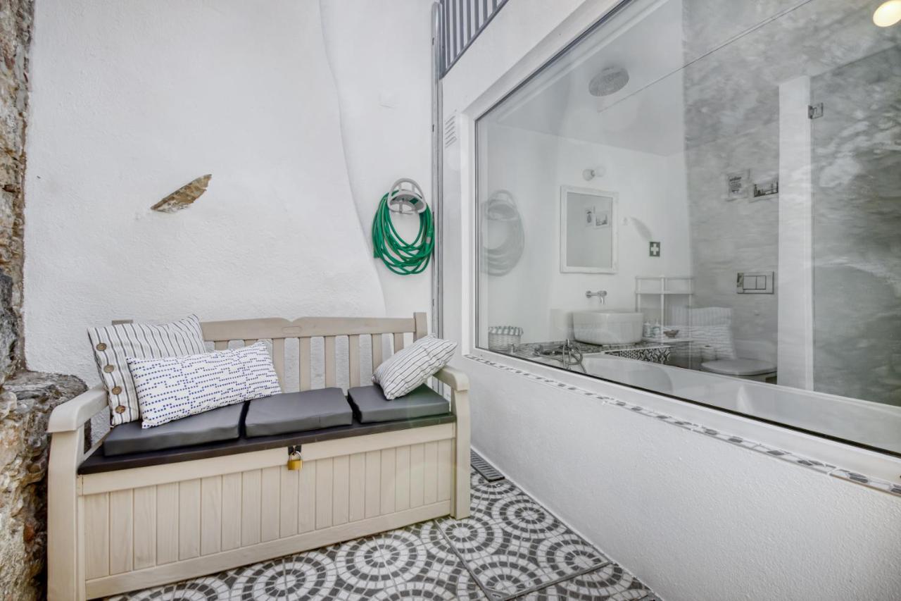 Apartamento 1 Quarto, Com Patio, Em Frente Praia Paço de Arcos Екстериор снимка